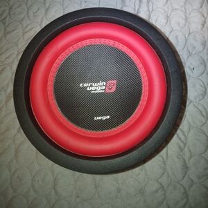CERWIN VEGA 8" SUBWOOFER